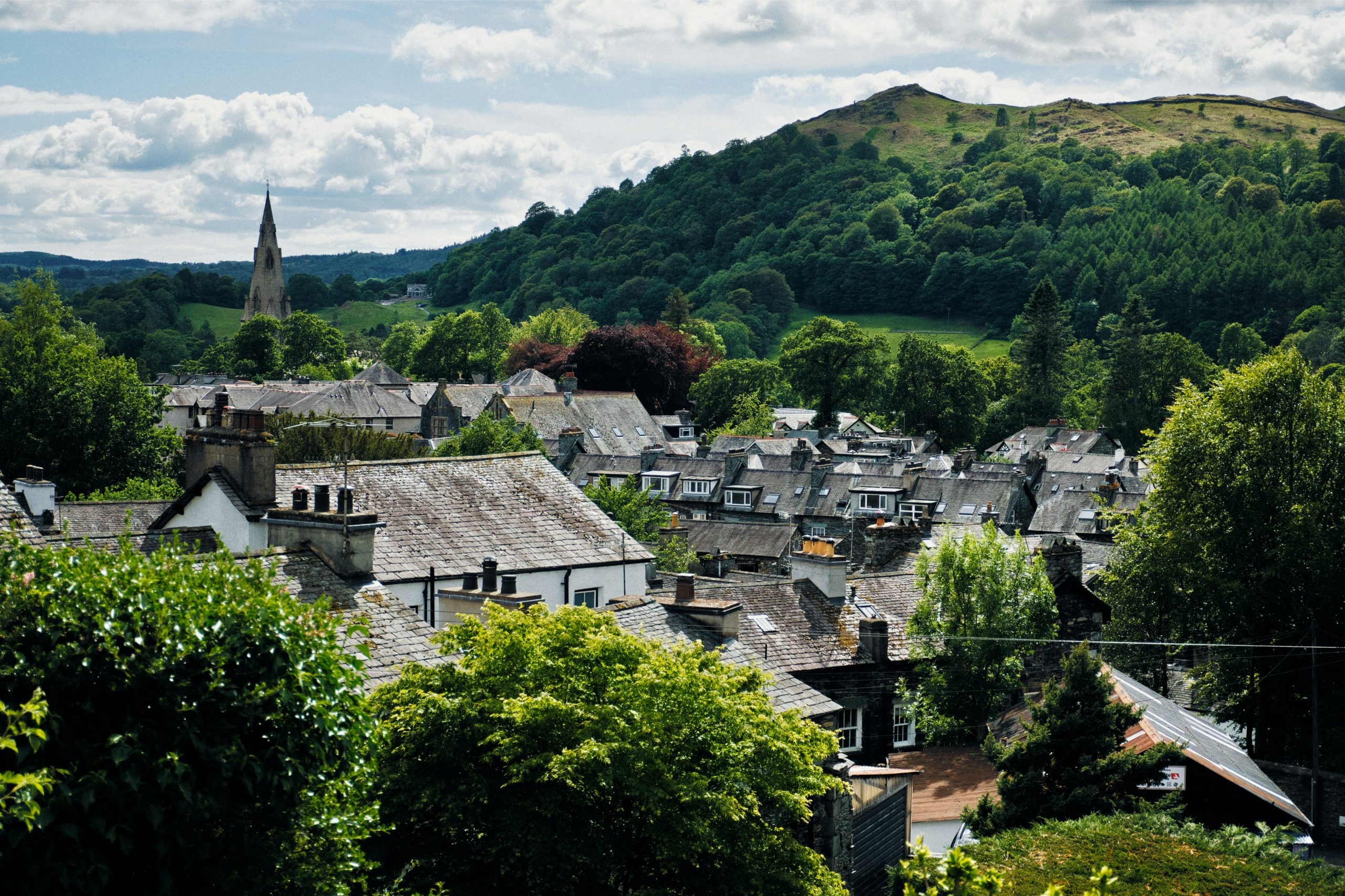 dining and shopping in ambleside